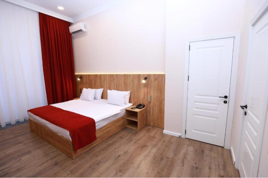 London Hotel Baku Ngoại thất bức ảnh